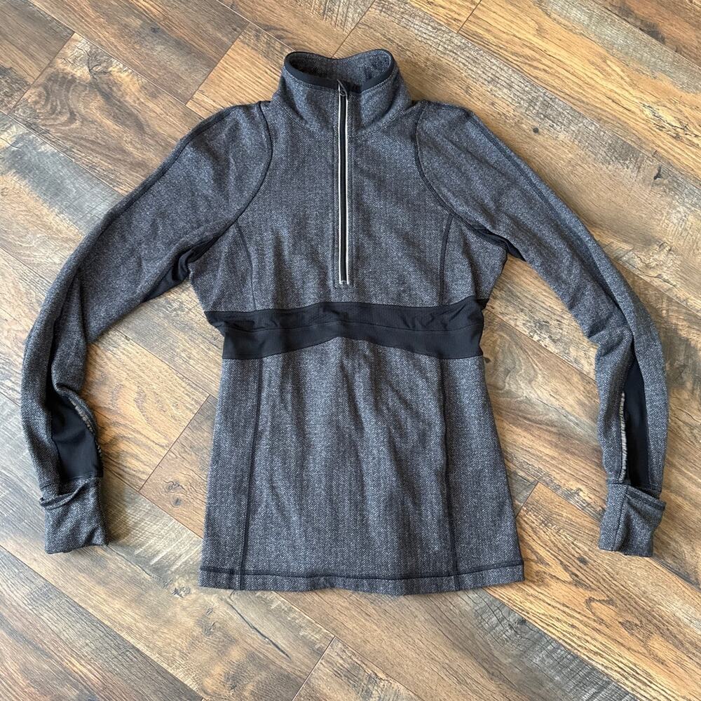 Women's LULULEMON Warm Heart Cold Hands Black Heather 3/4 Zip Top (8/M)